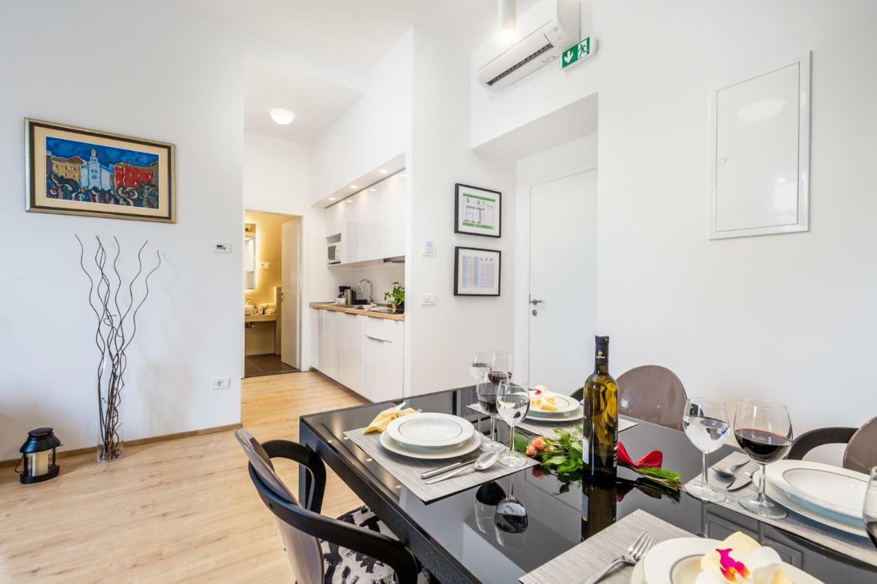 Apartman Deark Apartment Rijeka Exterior photo